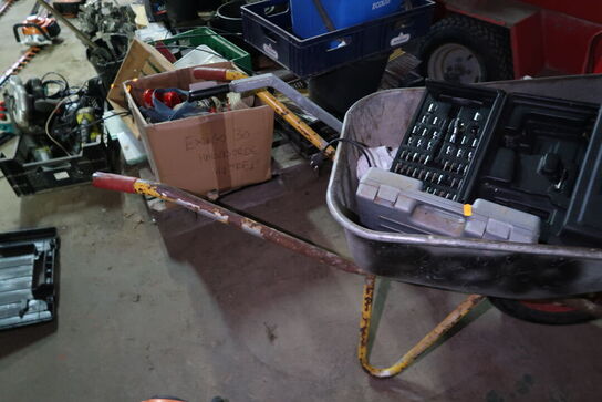 Trillebør med div. Værktøj