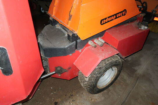 Redskabsbærer LOMBARDINI HTF BOXER 927 med sneplov, saltspreder