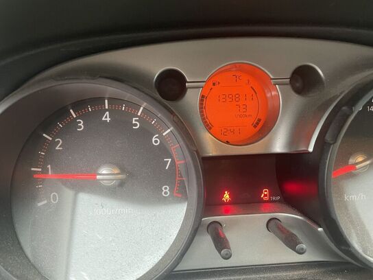 Personbil NISSAN QASHQAI 1.6