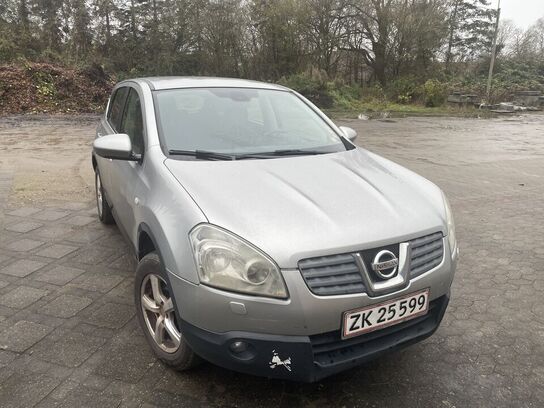 Personbil NISSAN QASHQAI 1.6