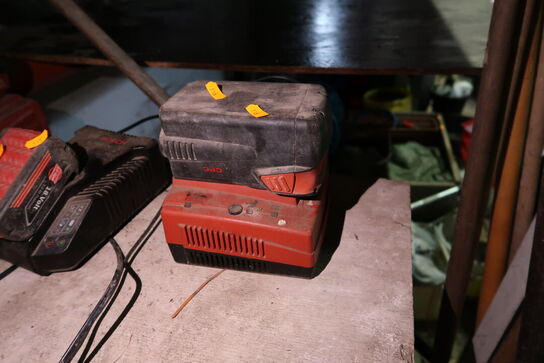 Batteri og lader HILTI
