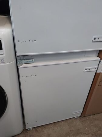 Køl/frys indbygningsskab FRIGOR