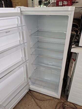 Køleskab, brugt  GRAM