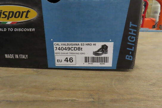 Arbejdssko GRISPORT 74049CD8T NERO DARKAR TREKKING PRO str. 46