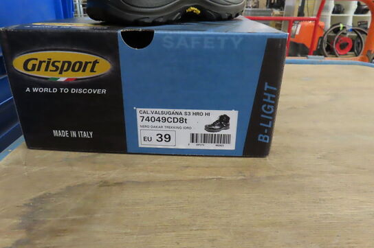 Arbejdssko GRISPORT 74049CD8T NERO DARKAR TREKKING PRO str. 39
