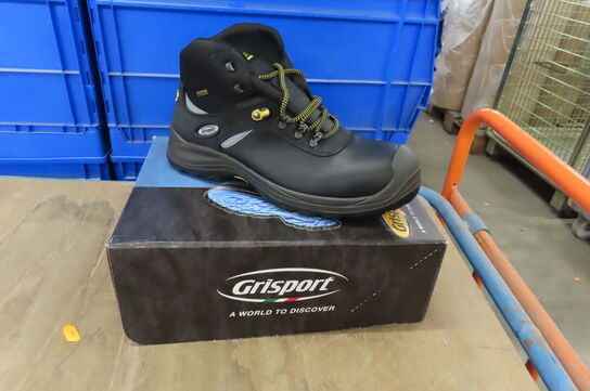 Arbejdssko GRISPORT 74049CD8T NERO DARKAR TREKKING PRO str. 44