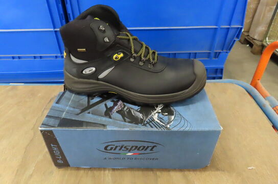 Arbejdssko GRISPORT 74049CD8T NERO DARKAR TREKKING PRO str. 45