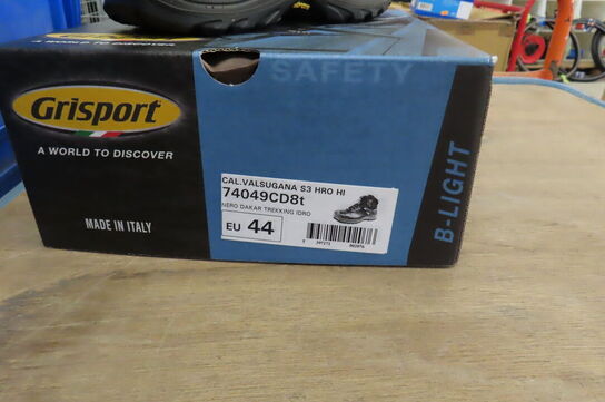 Arbejdssko GRISPORT 74049CD8T NERO DARKAR TREKKING PRO str. 44