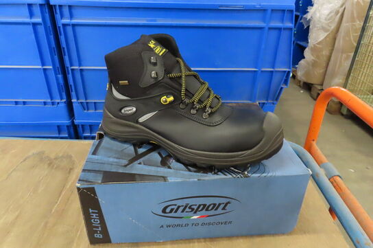 Arbejdssko GRISPORT 74049CD8T NERO DARKAR TREKKING PRO str. 44