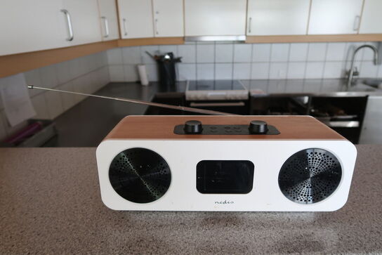 Radio 