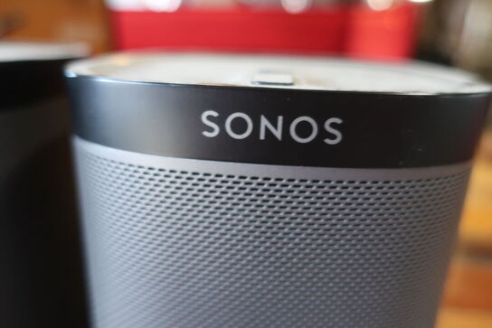 2 stk. SONOS PLAY 1 højttalere