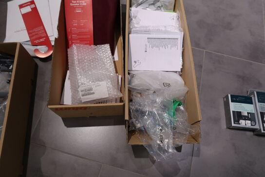 Køkken AUBO Venezia Napoli, Harmony Roast Sand uden armatur uden hårdehvidevarer, men med vakuumpakker BORA QVAC55