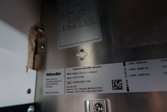 Bordemfang MIELE KMDA 7473 FL-U Silence