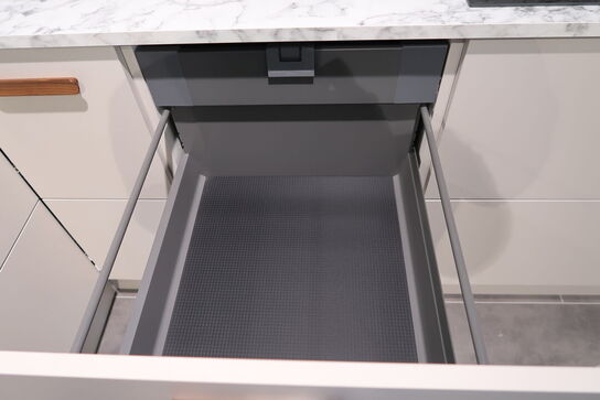 Køkken AUBO Unik, Rose Sand, uden armatur og hårdehvidevarer