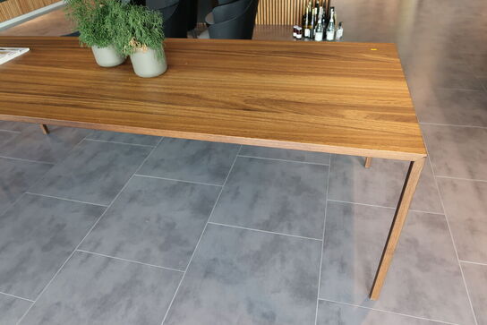 Spisebord Arco Contemporary Furniture