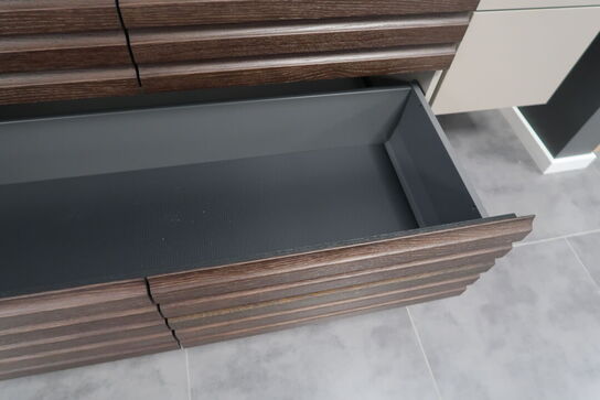 Badmøbel AUBO Oak Line, Chocoalte Sense, Varmgrå med armatur 