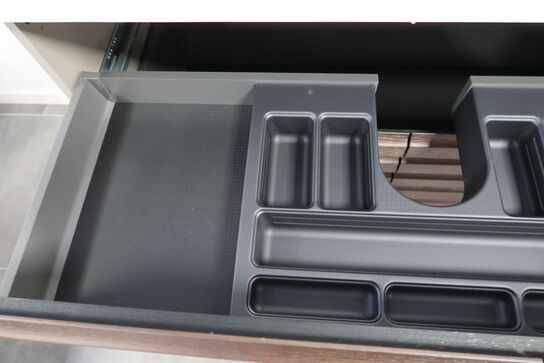 Badmøbel AUBO Oak Line, Chocoalte Sense, Varmgrå med armatur 