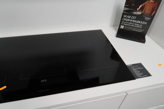 Induktionskogeplade AEG IKE96654FB