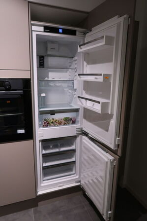 Integreret køle/fryseskab LIEBHERR ICNe 5133_999213251