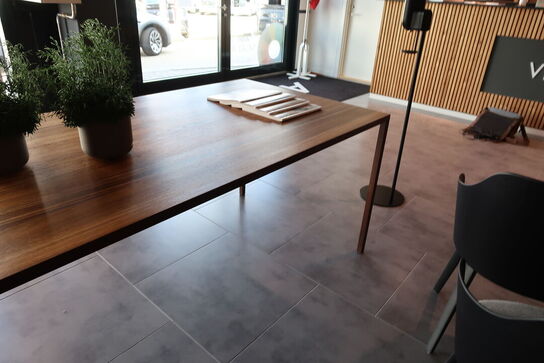 Spisebord Arco Contemporary Furniture