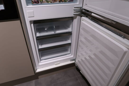 Integreret køle/fryseskab LIEBHERR ICNe 5133_999213251