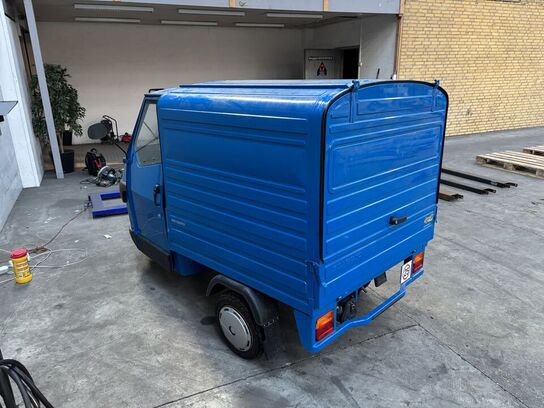 Tuktuk PIAGGIO APE 50