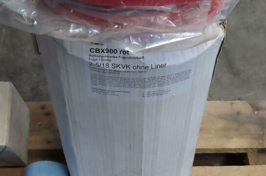 Diverse skruer & papir 