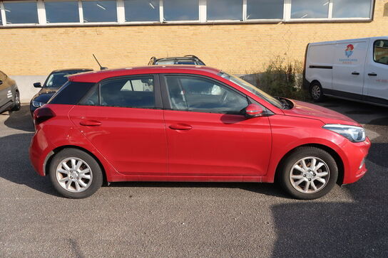 Personbil HYUNDAI I20 1.25 5-dørs Hatchback (Momsfri)