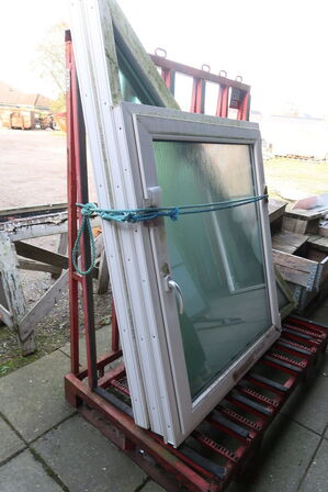 Diverse døre om vinduer - se billeder 