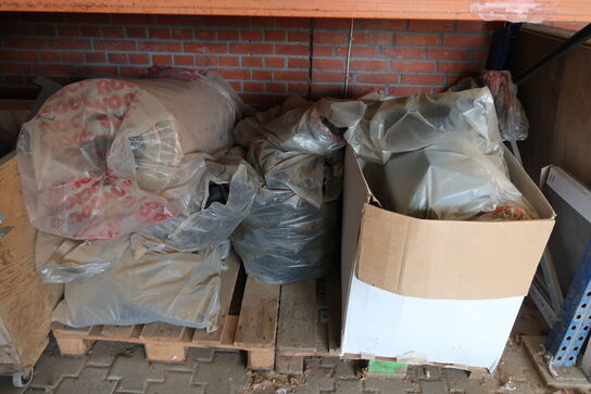 2 fags pallereol med indhold 