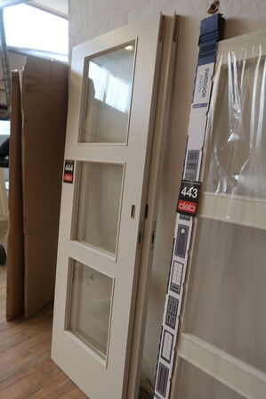 2 stk. Skydedøre med ruder 