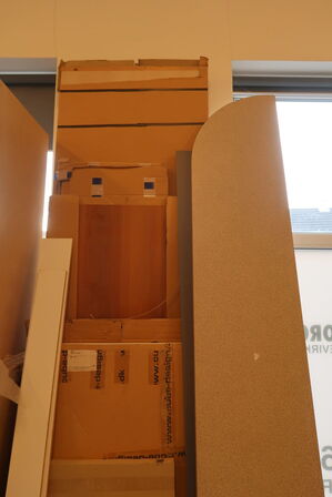 Diverse dele til køkken + dør 