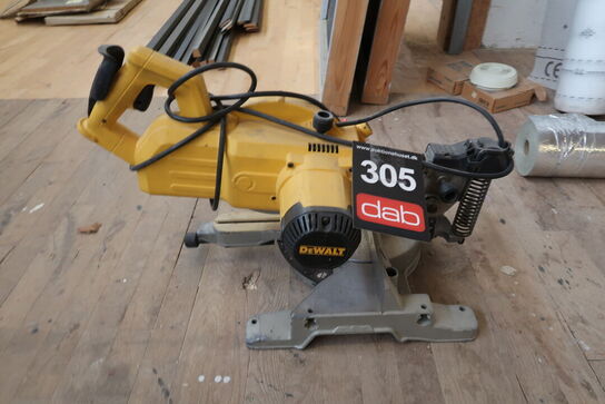 Kap-/geringssav, Dewalt DW777