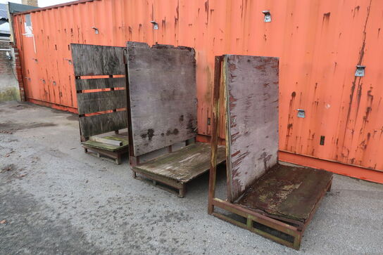 5 stk. Glasstativer med glas