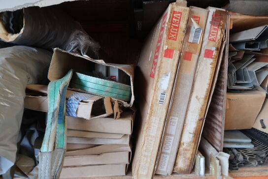 Pallereol med indhold 