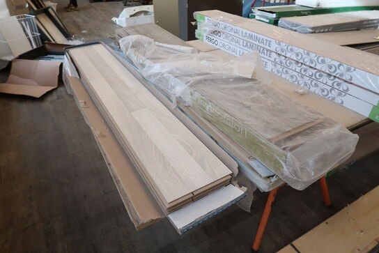 Stort parti gulvrester 