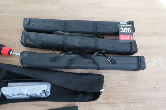 Roll ups & Beach flag 