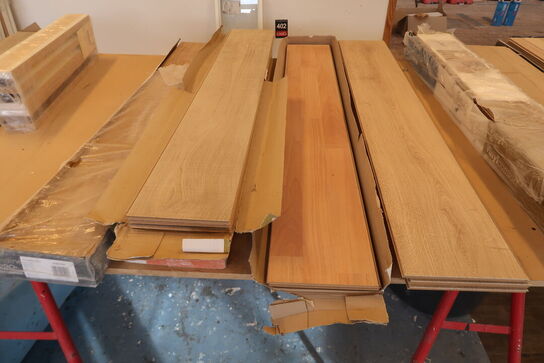 Stort parti gulvrester 