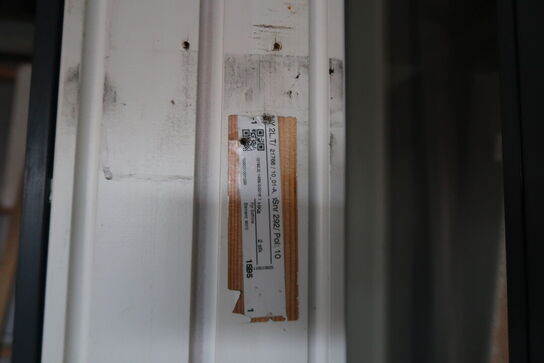 Vinduesparti med terrassedør - 146x221,5x15 cm 