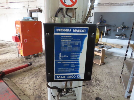 2 søjlet lift (2500 kg) STENHØJ