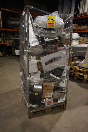 Palletårn med elektronik varer m.m. (MOMSFRI)