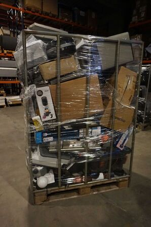 Palletårn med elektronik varer m.m. (MOMSFRI)
