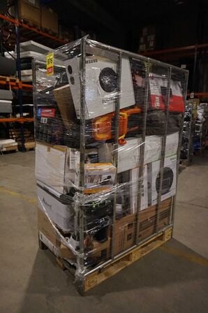 Palletårn med elektronik varer m.m. (MOMSFRI)