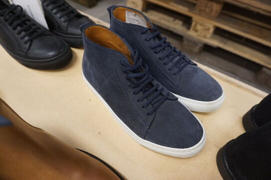 Sneakers SUNNY SUEDE BERKELEY 