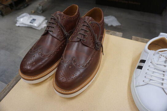 Sko GRENSON 