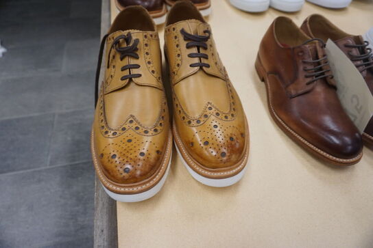 Sko GRENSON 