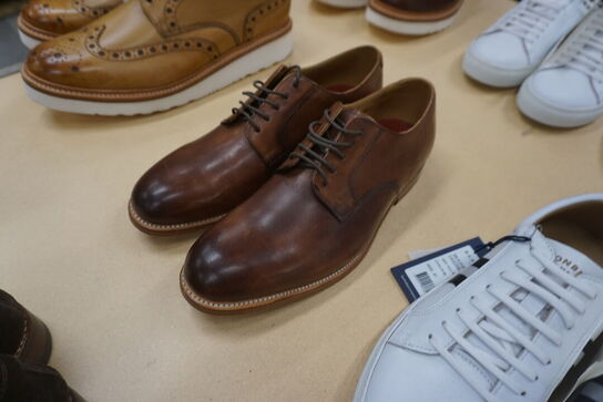 Sko GRENSON 