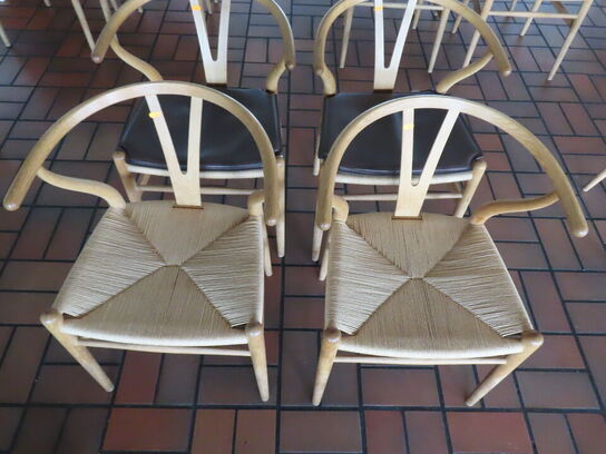 4 stk. Y-stole HANS J. WEGNER CH24 med hynder