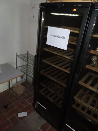 Vinkøleskab VESTFROST VKG 571