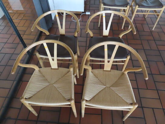 4 stk. Y-stole HANS J. WEGNER CH24 med hynder